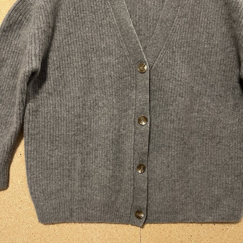 Quince Mongolian Cashmere Oversized Boyfriend Cardigan Sweater Size Medium Women - Picture 6 of 8